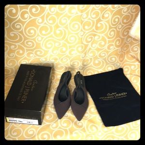 Donald Pliner brown heels